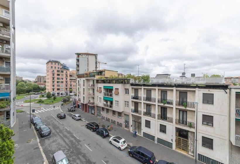 Chezromyk 2 The K B&b