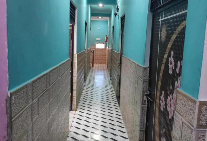 Goroomgo Hotel Sahu Rooms , Ayodhya
