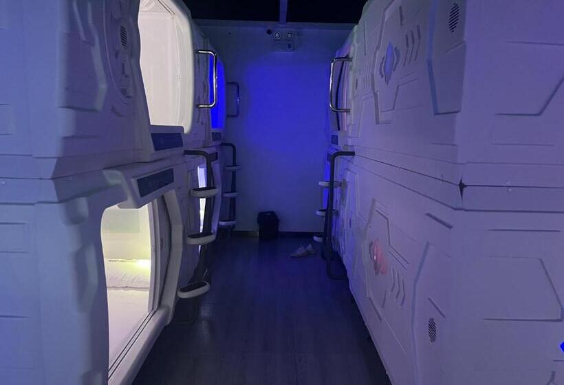 هتل کپسول 眯一会 住宿 Take A Nap