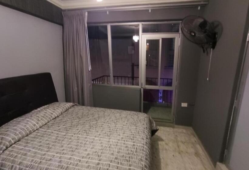 هتل کپسول Front Vista