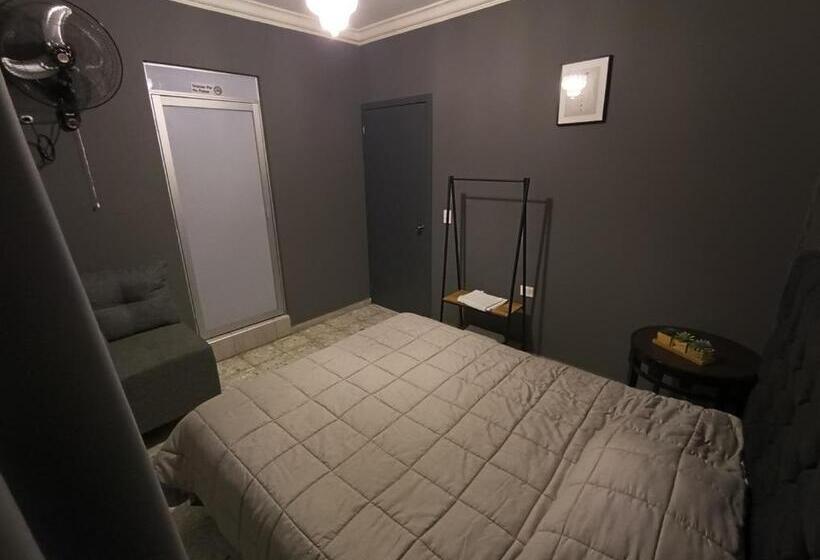 هتل کپسول Front Vista