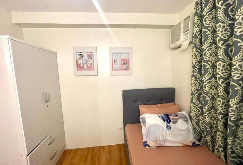 هتل کپسول Noelz Staycation