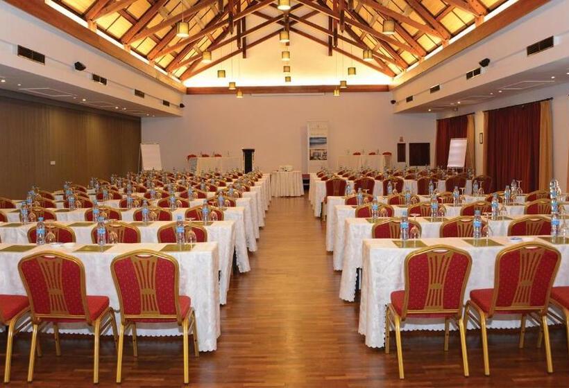 فندق Crystal Beach Resort Belle Mare