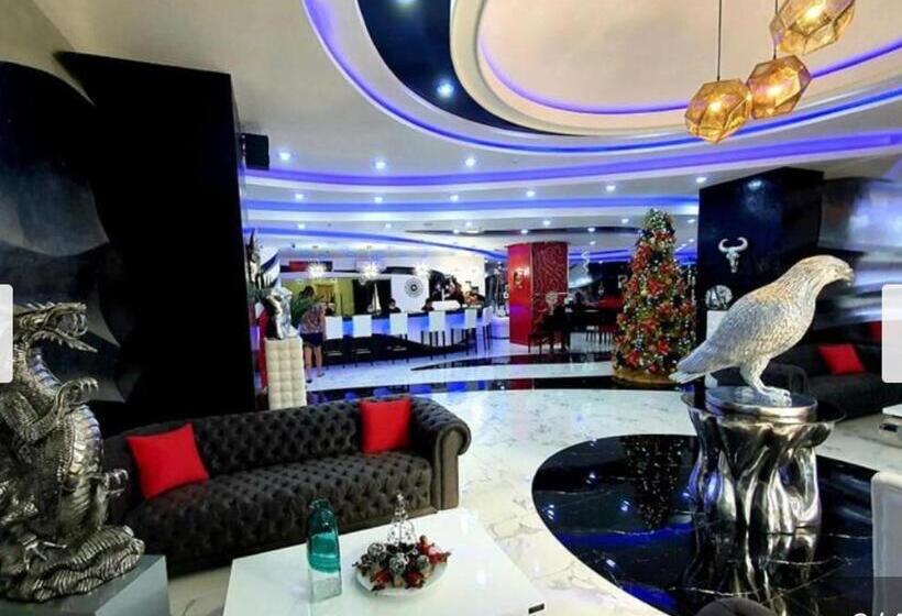 酒店 Deluxe Room With King Bed And Balcony At Kandi Palace