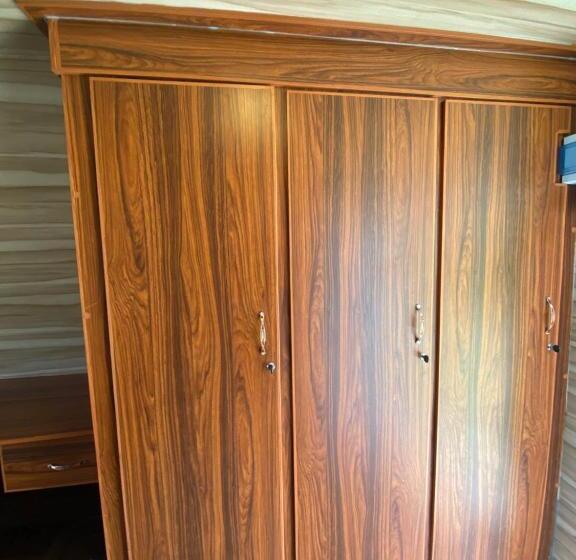 酒店 Delvins Lodge