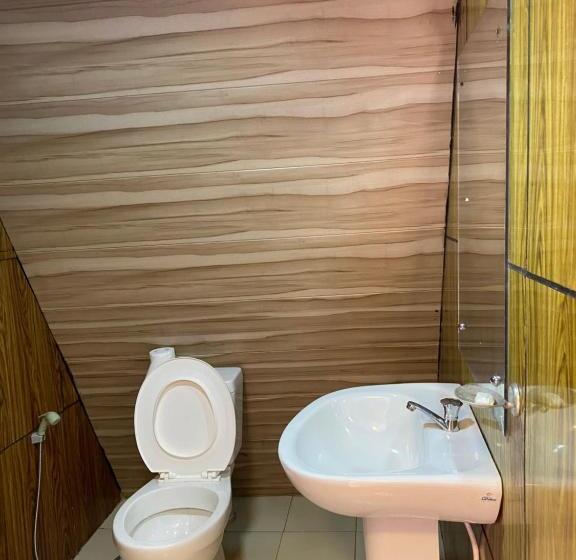 酒店 Delvins Lodge