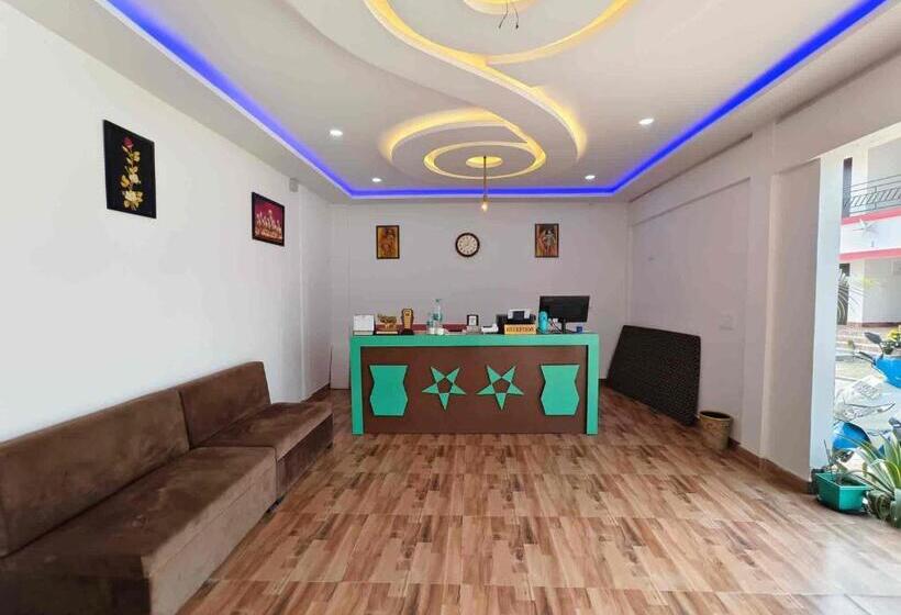 בית מלון כפרי Gangotri Resort