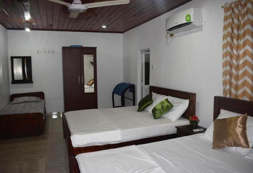 Отель Happy Garden