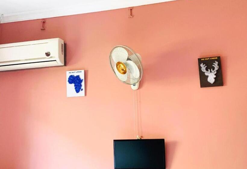 ホテル Hu Hut Lodge