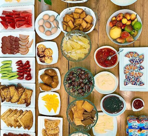 בית מלון כפרי Ideal