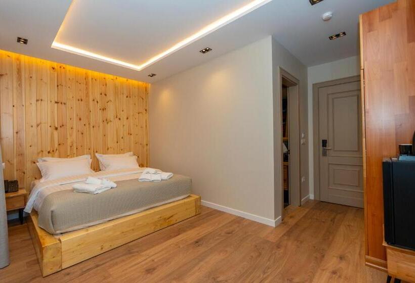 Отель Jezerca Theth