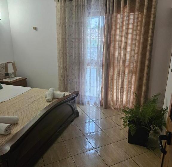 בית מלון כפרי Kajala Balla