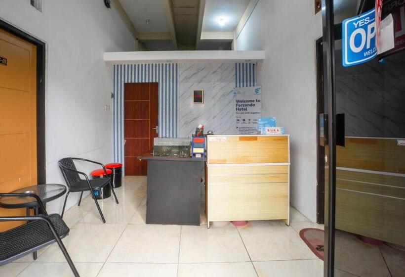 酒店 Oyo 94148 Forzando