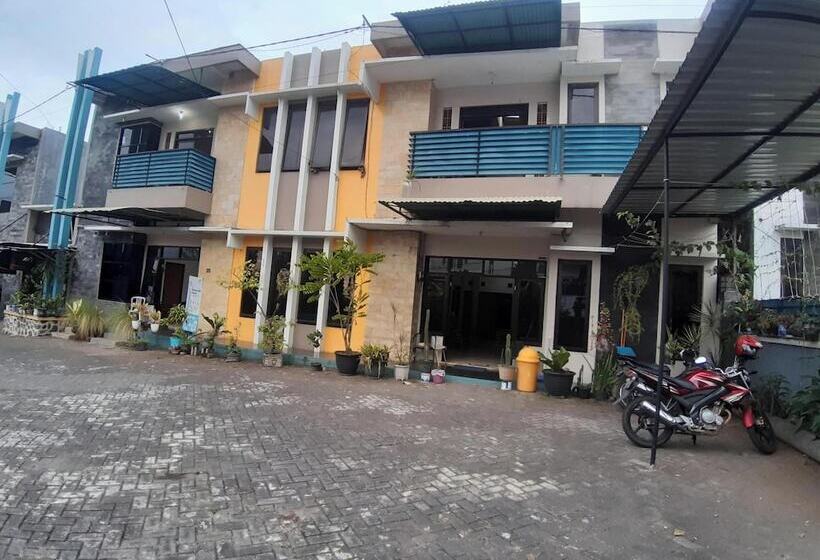 酒店 Oyo 94148 Forzando