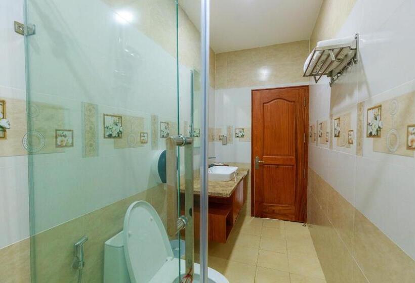 هتل Khách Sạn Hanah Phan Thiết