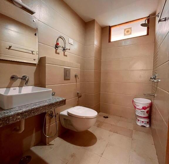 호텔 Samsti Royal Cafe