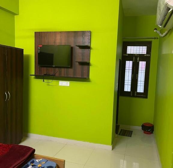 ホテル Shree Raj Homestay Ac Room