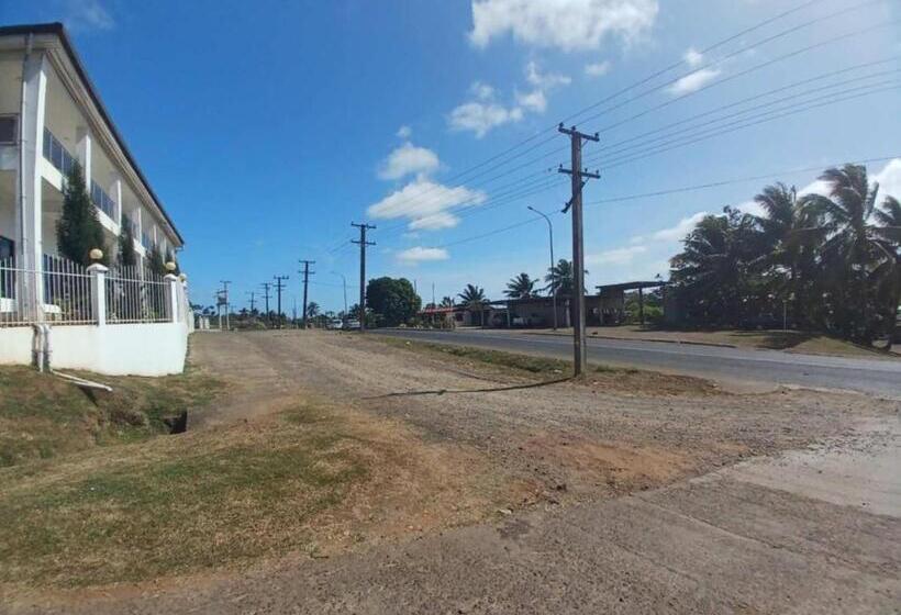 Отель White Diamond Apartments