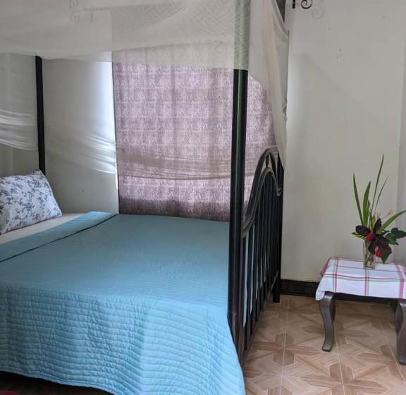 Karatu Bed And Breakfast