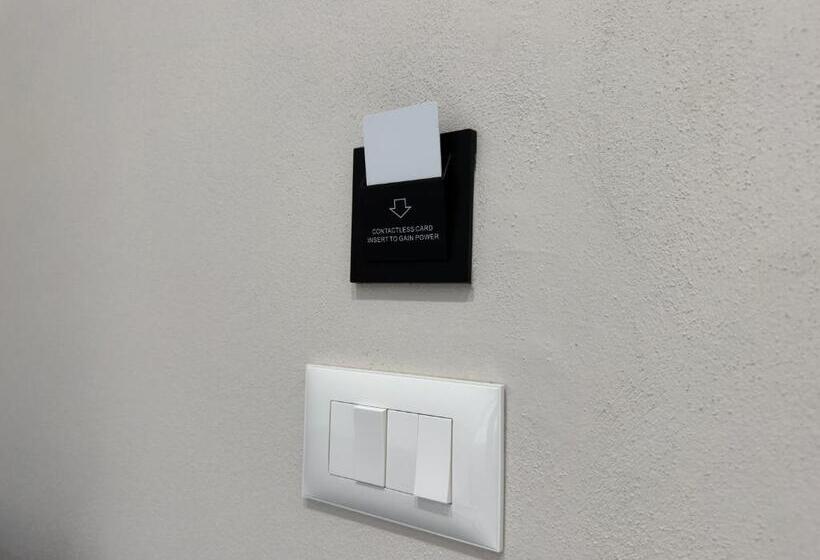 膳宿费 Aloju Rooms