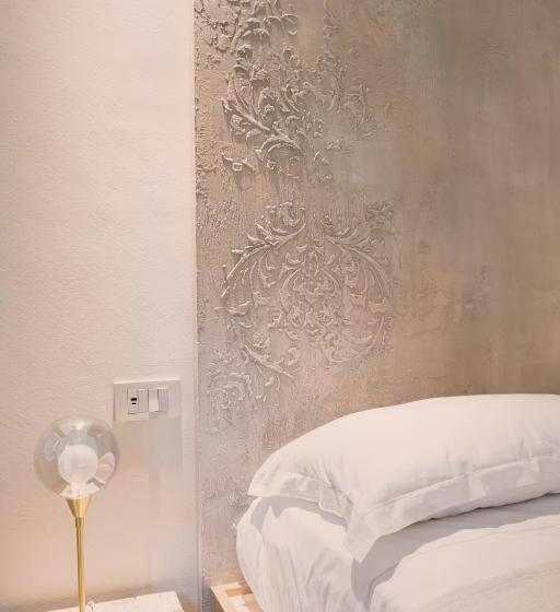 פנסיון Asilo In Barolo