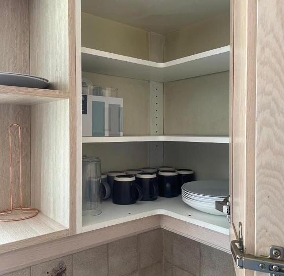 بنسيون Baraka Edgware