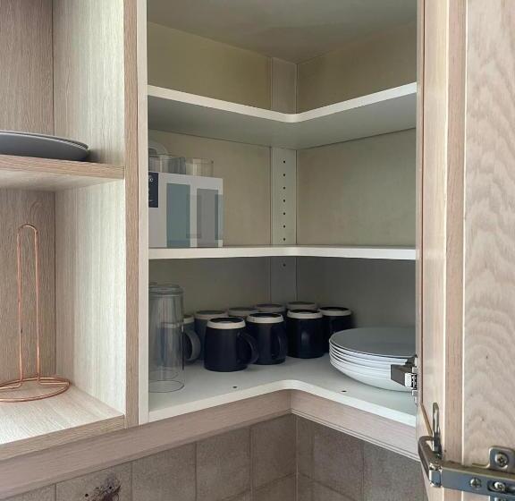 بنسيون Baraka Edgware