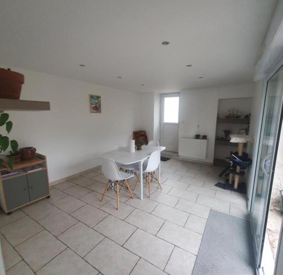 פנסיון Chambre Avec Petit Déjeuner à 5 Mins Du Futuroscope