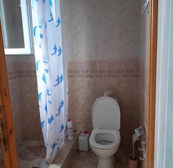 پانسیون Guest House Lia