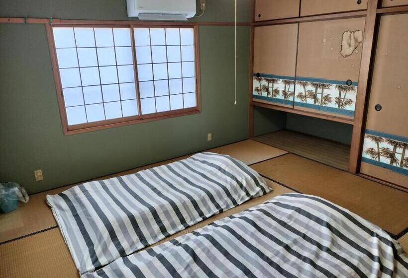 Пансион Guesthouse Naruto Ohenro ゲストハウス鳴門 おへんろ