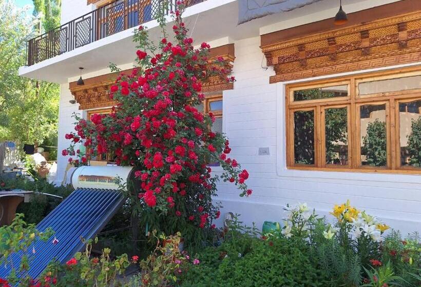 膳宿费 Gyalson Guest House Ladakh By Lexstays