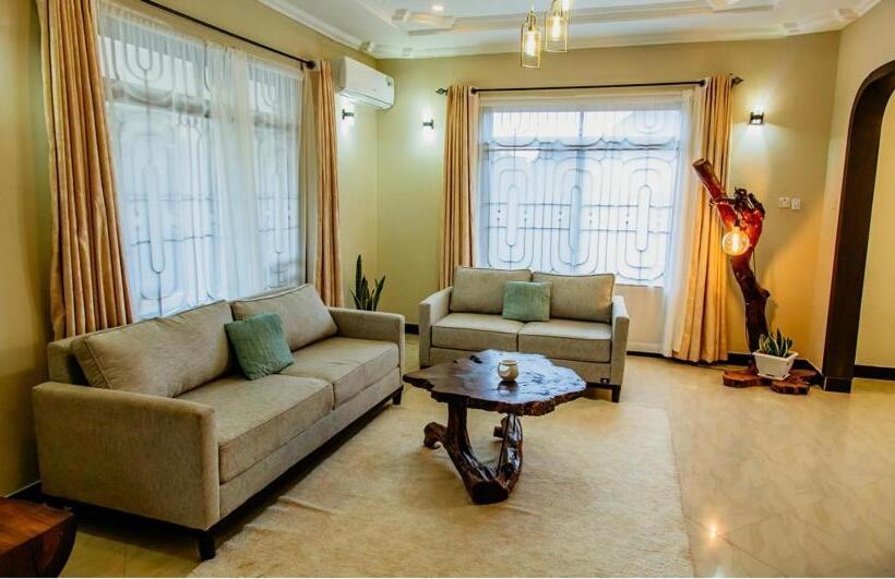 פנסיון Kwetu Maili6homes