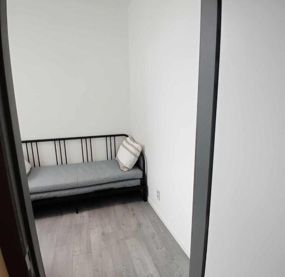 Пансион Leuze Escale