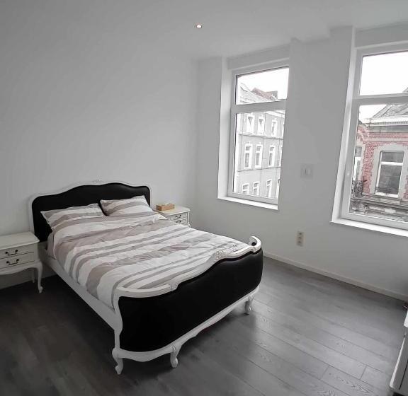 Пансион Leuze Escale