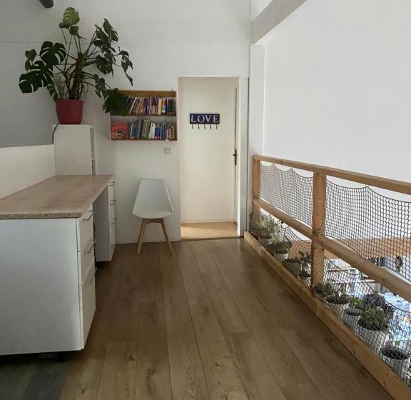 펜션 Maison Dans Un écrin De Verdure Avec Piscine