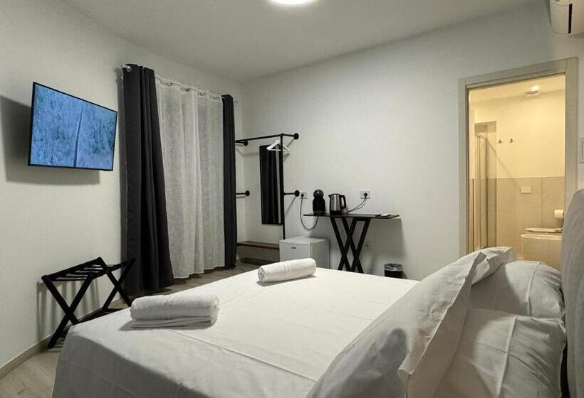 بنسيون Modern Room