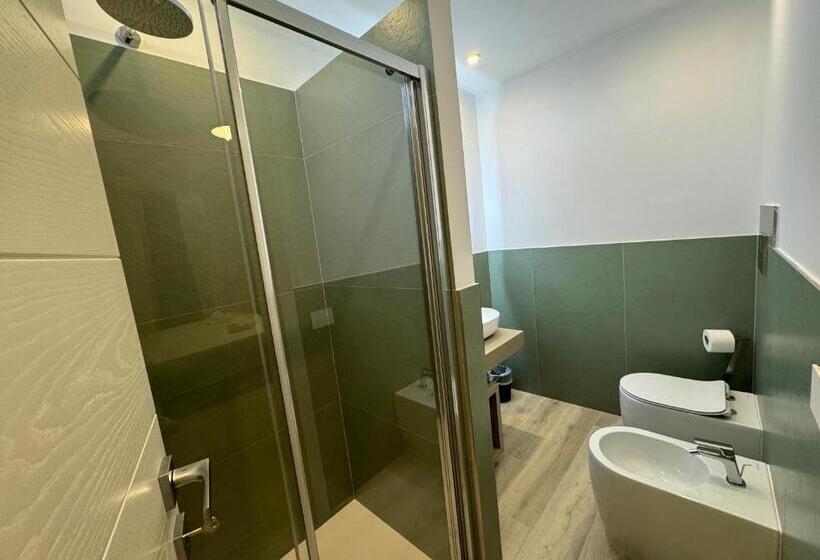 بنسيون Modern Room