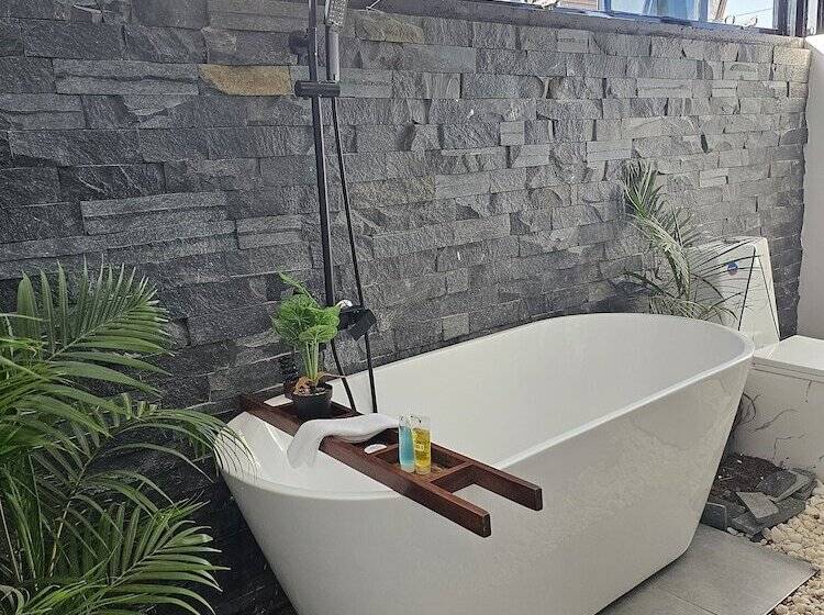 پانسیون Muguet By The Ibiscot