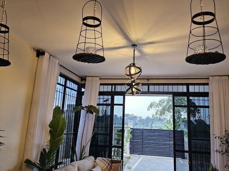 پانسیون Muguet By The Ibiscot