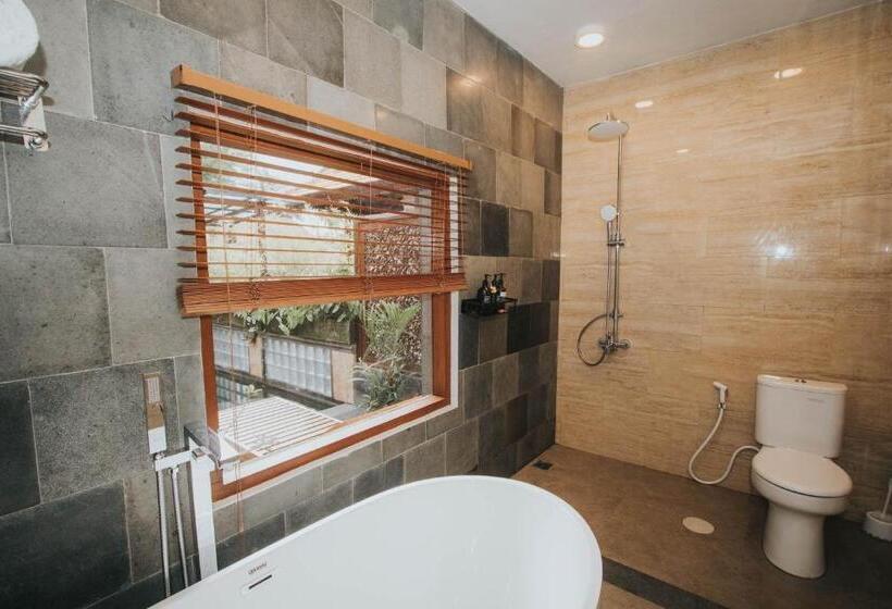 פנסיון Nalima Villa