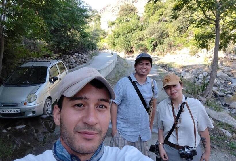 بنسيون Nosir Guesthouse