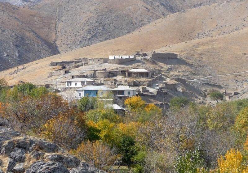 بنسيون Nosir Guesthouse