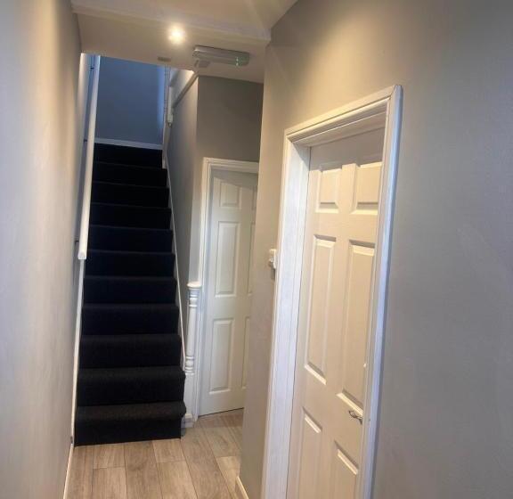 بنسيون Paradise Vuze 2