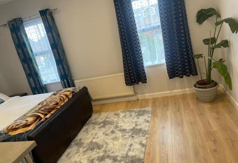 بنسيون Paradise Vuze 2