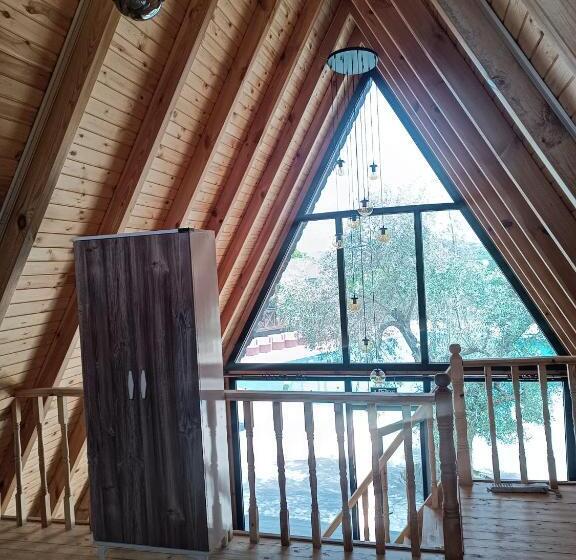 펜션 çırağan Deluxe Botanik Park Bungolov Evleri