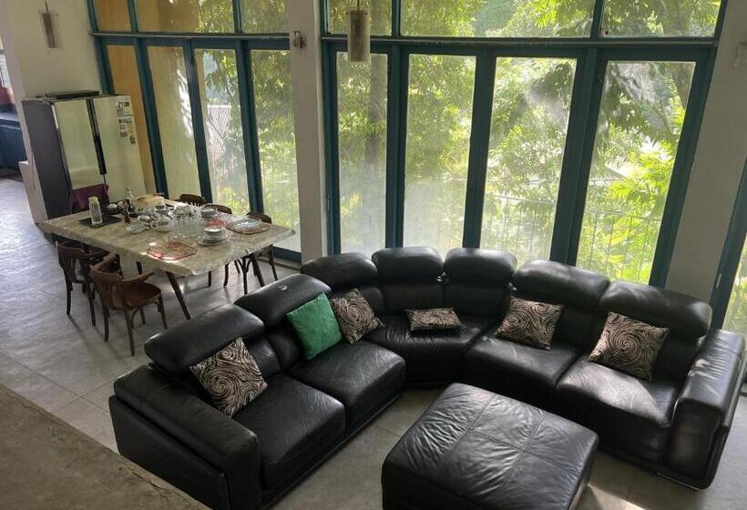 ペンション Rosmand Hills