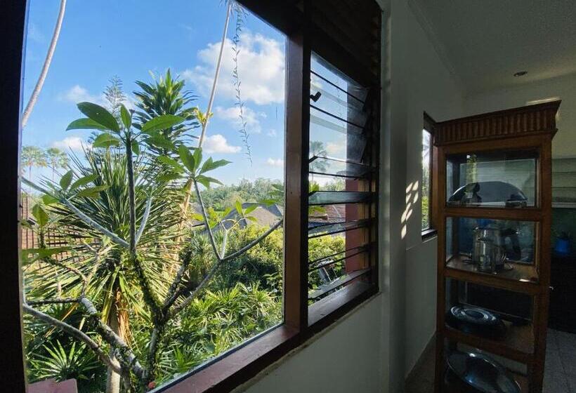 פנסיון Sang Ayu 2 1br At 3br Villa