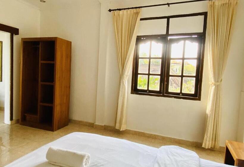 פנסיון Sang Ayu 2 1br At 3br Villa
