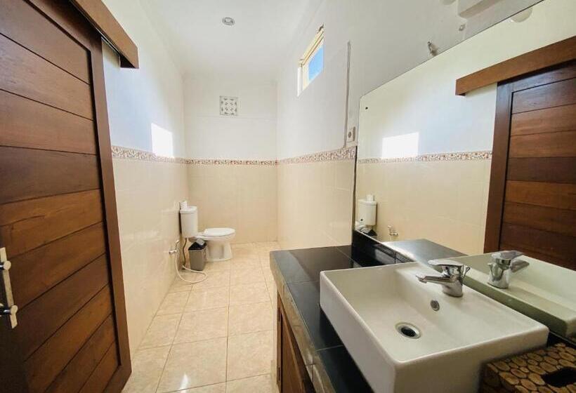 פנסיון Sang Ayu 2 1br At 3br Villa