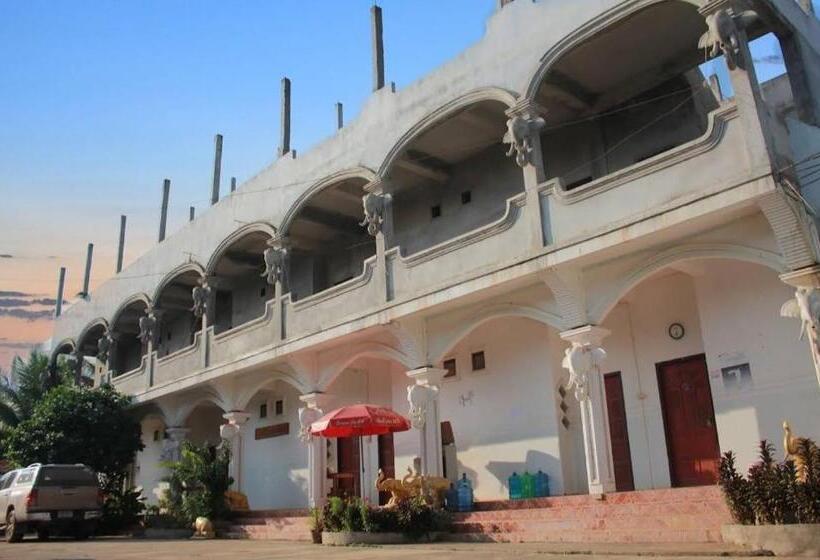 پانسیون Sichampa Guest House